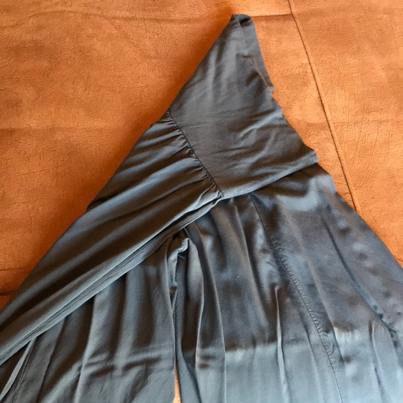 Wide Leg Pants - Picture 3 of 4